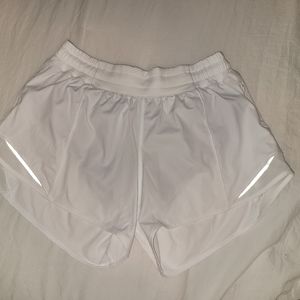 Lululemon hotty hot short